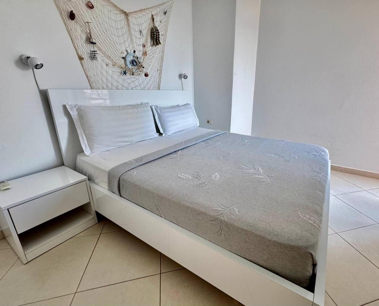 Del Mar Sea View Apartment Саранда Экстерьер фото