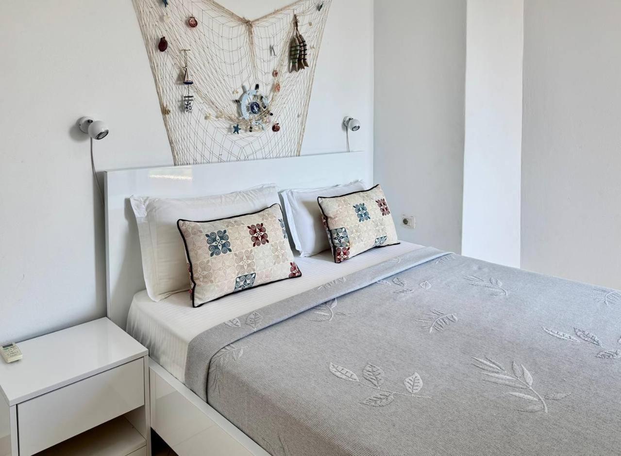 Del Mar Sea View Apartment Саранда Экстерьер фото