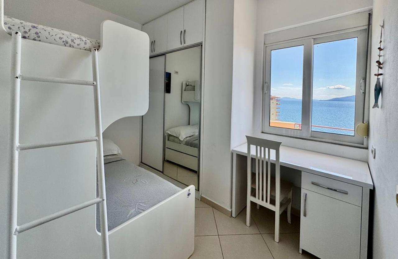 Del Mar Sea View Apartment Саранда Экстерьер фото