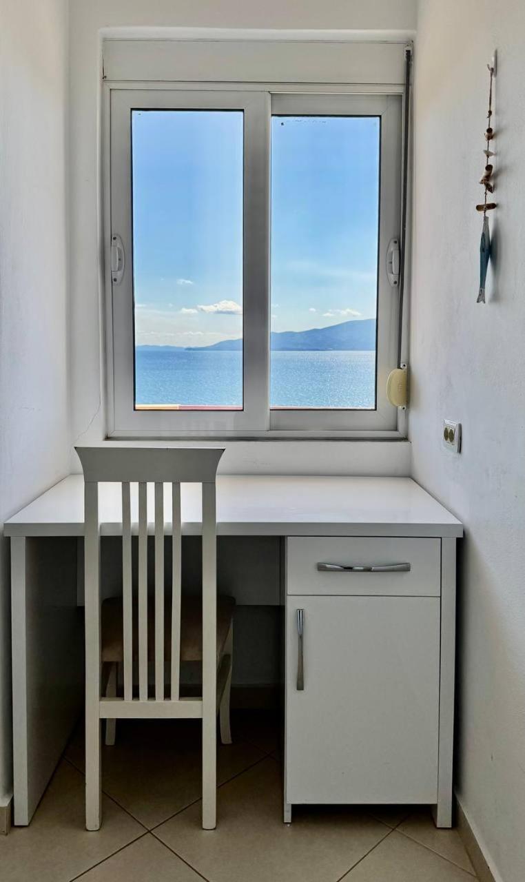 Del Mar Sea View Apartment Саранда Экстерьер фото